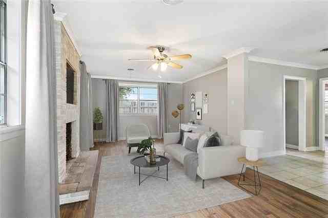 315 Shrewsbury Ct - Photo 3 of 18