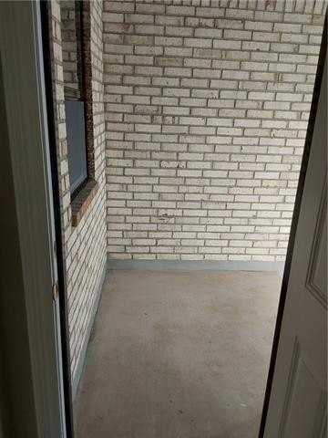 411 E Prosper St - Photo 4 of 36