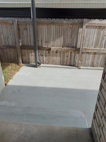 411 E Prosper St - Photo 6 of 36