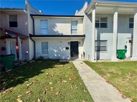 featured image of 39 New England Ct