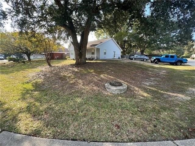 303 Timber Ridge Dr - Photo 3 of 21