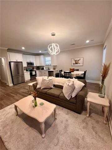 9107 Fig St - Photo 7 of 17