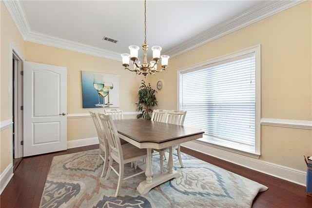 4100 Saint James Dr - Photo 2 of 30