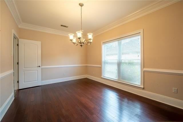 4100 Saint James Dr - Photo 7 of 30