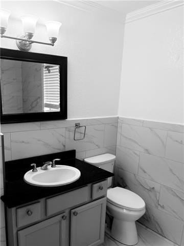 2501 Houma Blvd #E - Photo 4 of 10