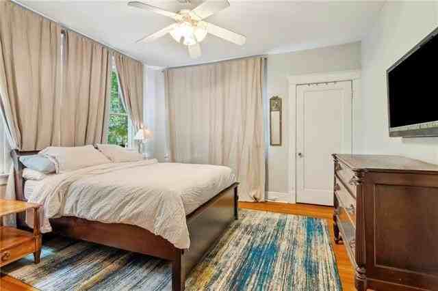 2431 Calhoun St - Photo 7 of 10