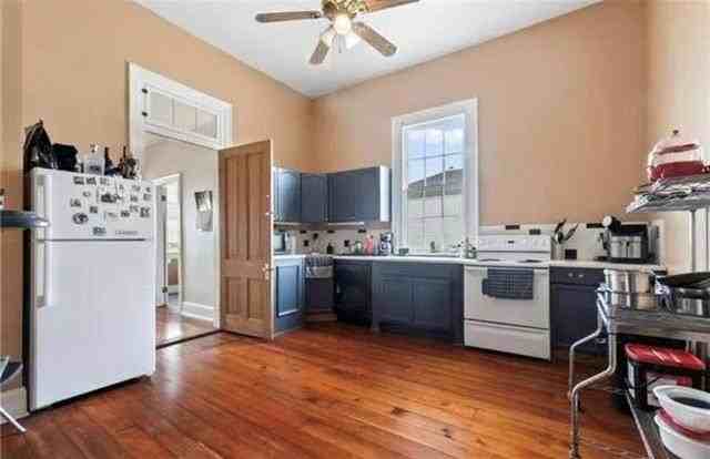 403 Elmira Ave #B - Photo 3 of 3