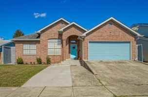 featured image of 2135 Deerfield Rd