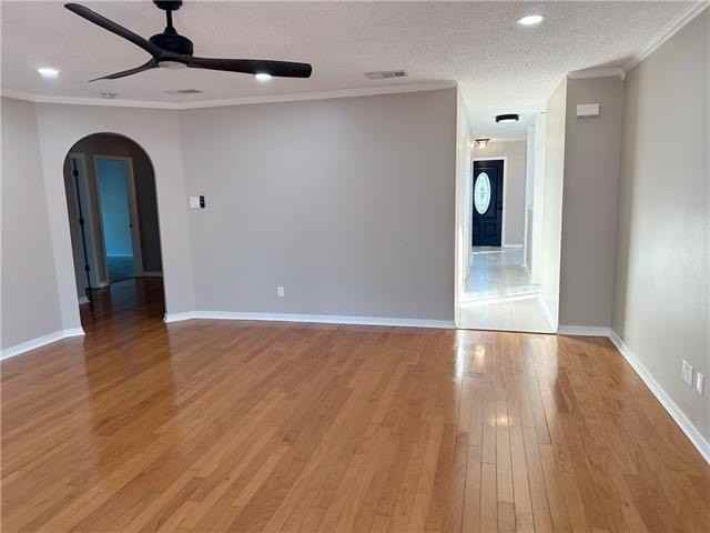 2011 Alicia Ct - Photo 5 of 14