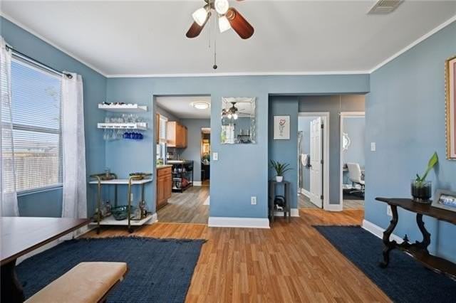 5737 Wildair Dr - Photo 6 of 13