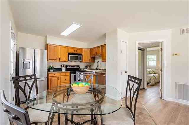 2700 Plaza Dr - Photo 7 of 25