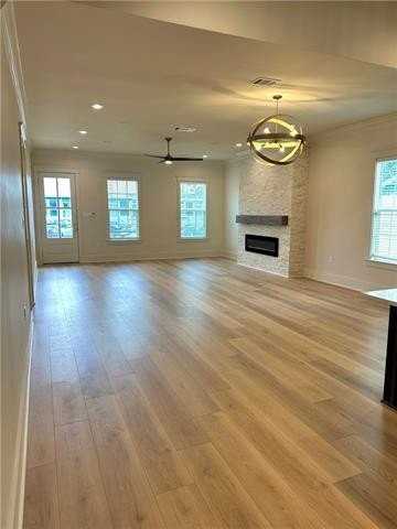 820 Calvert Ave - Photo 4 of 15