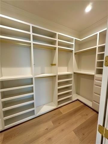 820 Calvert Ave - Photo 6 of 15