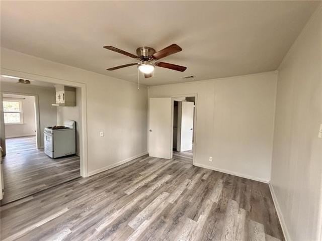 115 Rosewood Dr - Photo 2 of 4