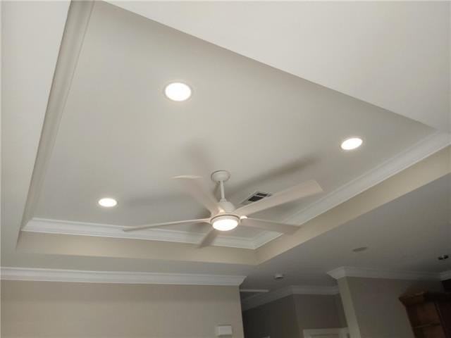 413 E Prosper St - Photo 3 of 37