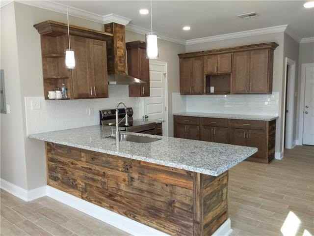 415 E Prosper St - Photo 4 of 47