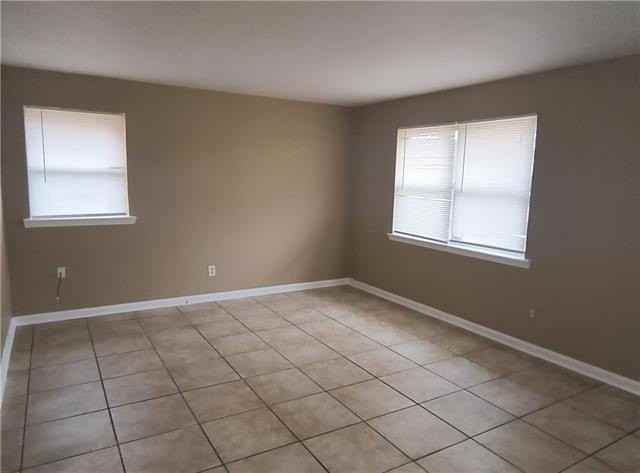 213 Baylor Pl - Photo 3 of 14