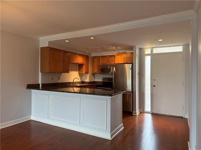 3915 Saint Charles Ave #604 - Photo 4 of 13