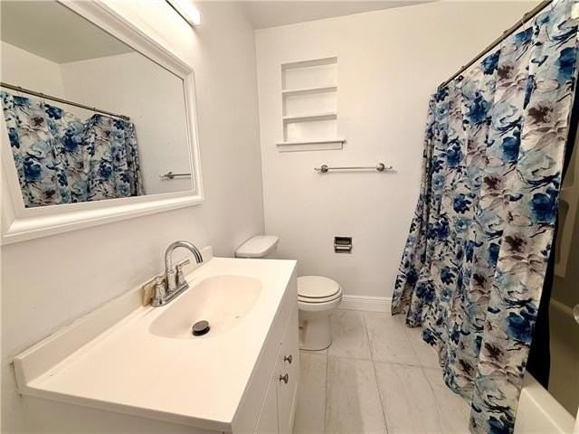 1708 Robin Dr - Photo 6 of 13