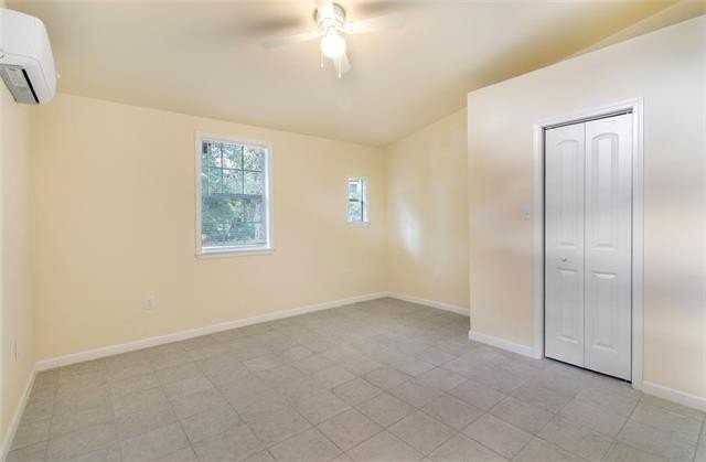 906 E Merry Ave - Photo 5 of 10