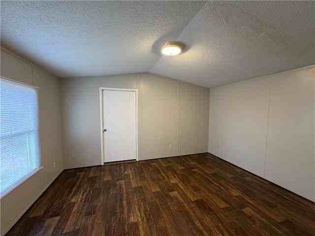 13268 New Genessee Rd - Photo 5 of 10