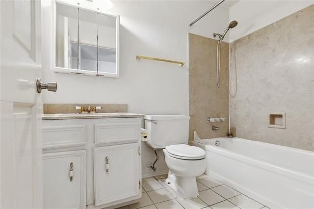 2526 Caswell Ln - Photo 7 of 11