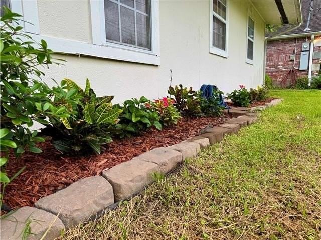 5111 Piety Dr - Photo 6 of 32