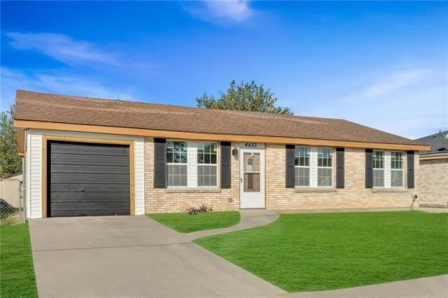 4933 Savoie Ct - Photo 2 of 9