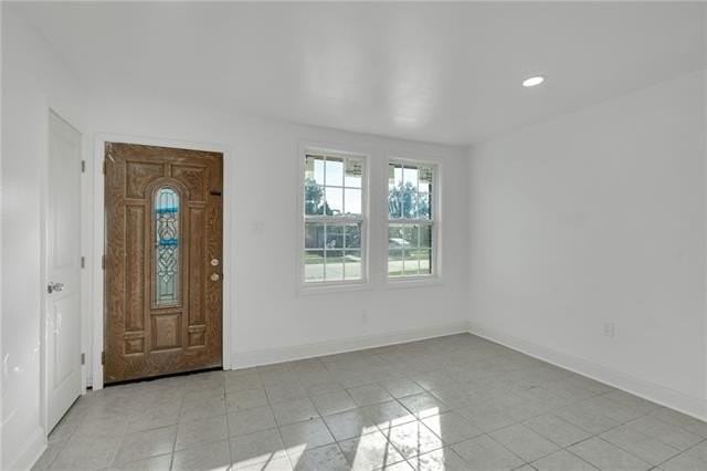 4933 Savoie Ct - Photo 3 of 9