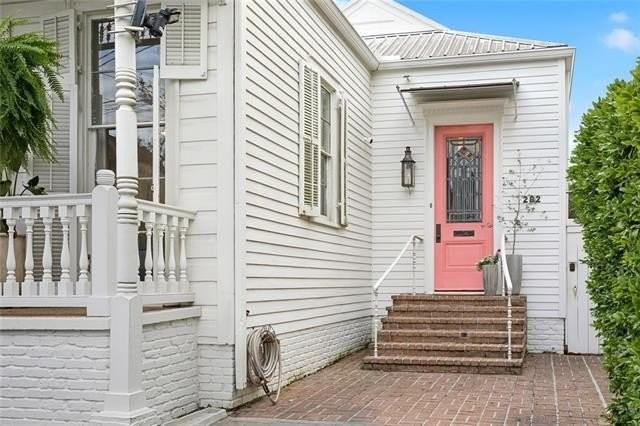 282 Audubon St - Photo 2 of 32