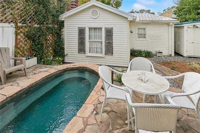 282 Audubon St - Photo 3 of 32