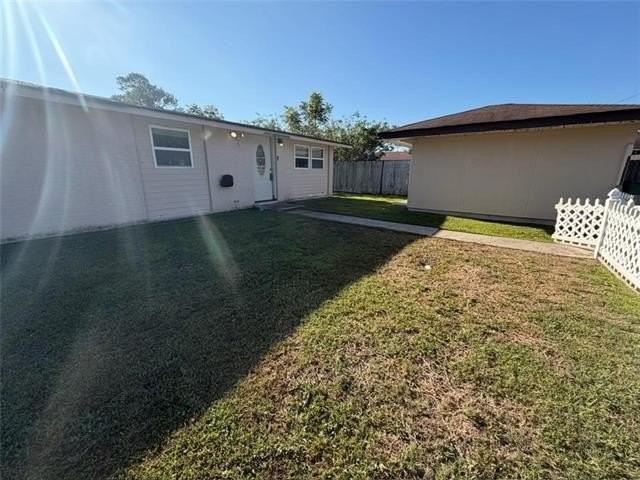 4 Albert Ct - Photo 3 of 12