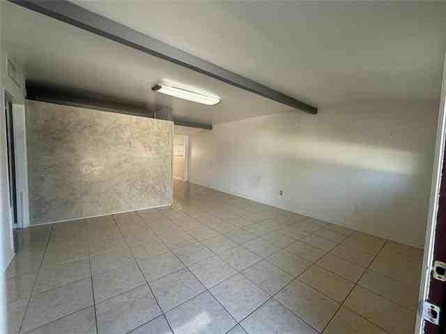 4 Albert Ct - Photo 7 of 12