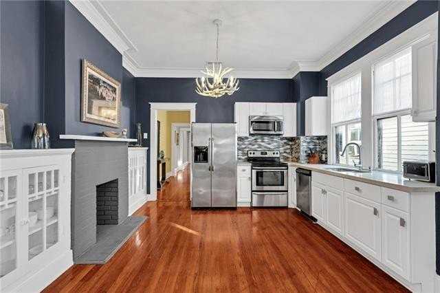 2027 Franklin Ave - Photo 6 of 24