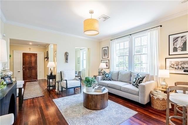 2725 Joseph St - Photo 5 of 24