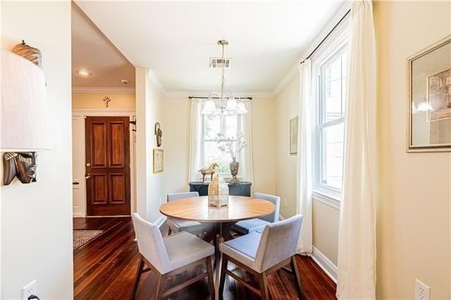 2725 Joseph St - Photo 6 of 24