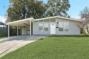 featured image of 1918 Cedarwood Ave