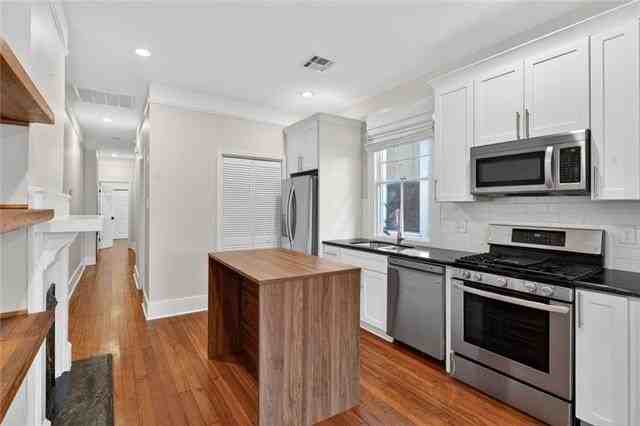 4725 Laurel St - Photo 5 of 16