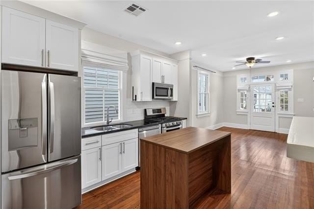 4725 Laurel St - Photo 6 of 16