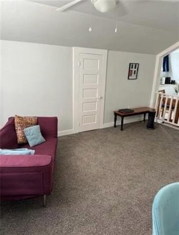 4614 Painters St - Photo 5 of 10