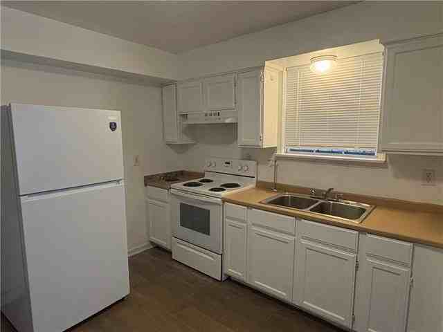 6027 Wales St - Photo 7 of 14