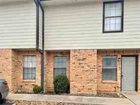 1231 Dallas Dr - Photo 1 of 1