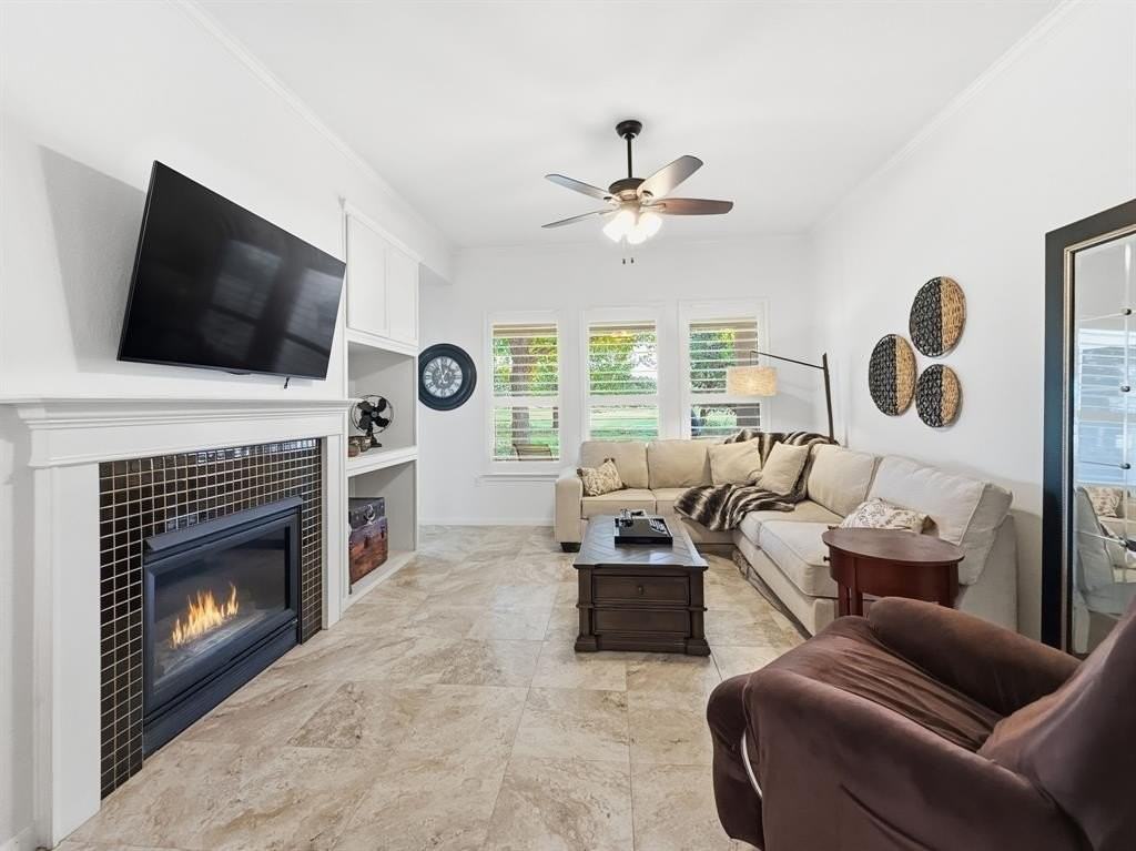 126 Cold Springs Dr - Photo 4 of 39