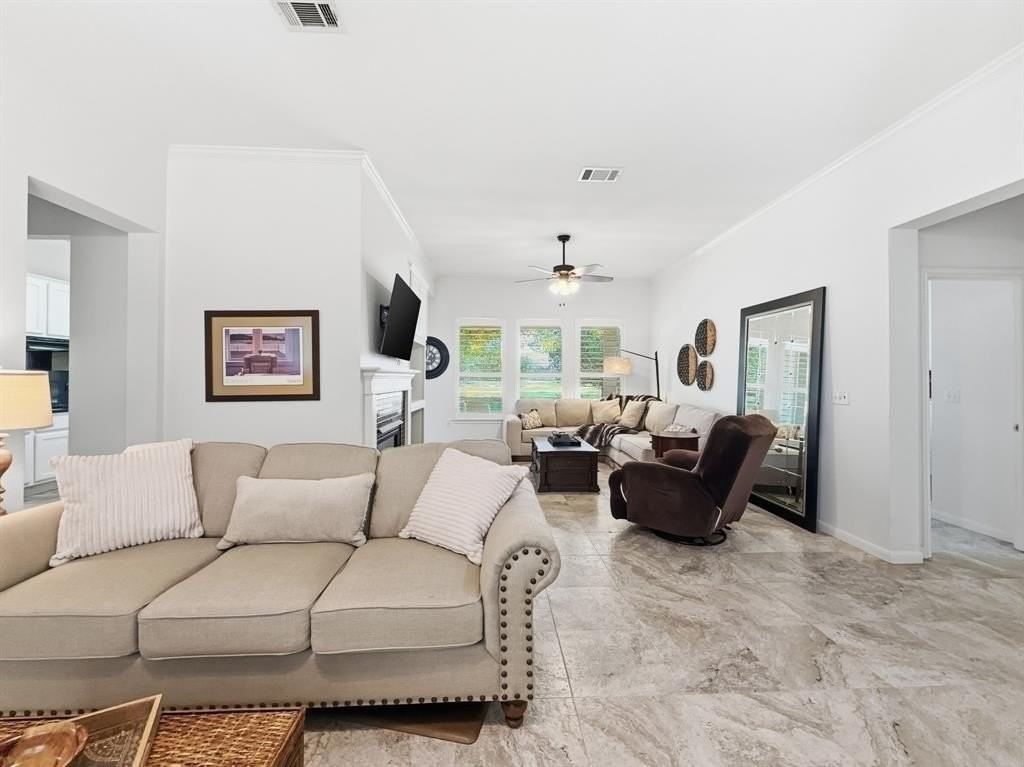 126 Cold Springs Dr - Photo 7 of 39