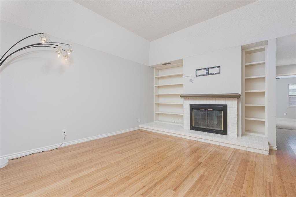 9142 Emberglow Ln - Photo 5 of 25