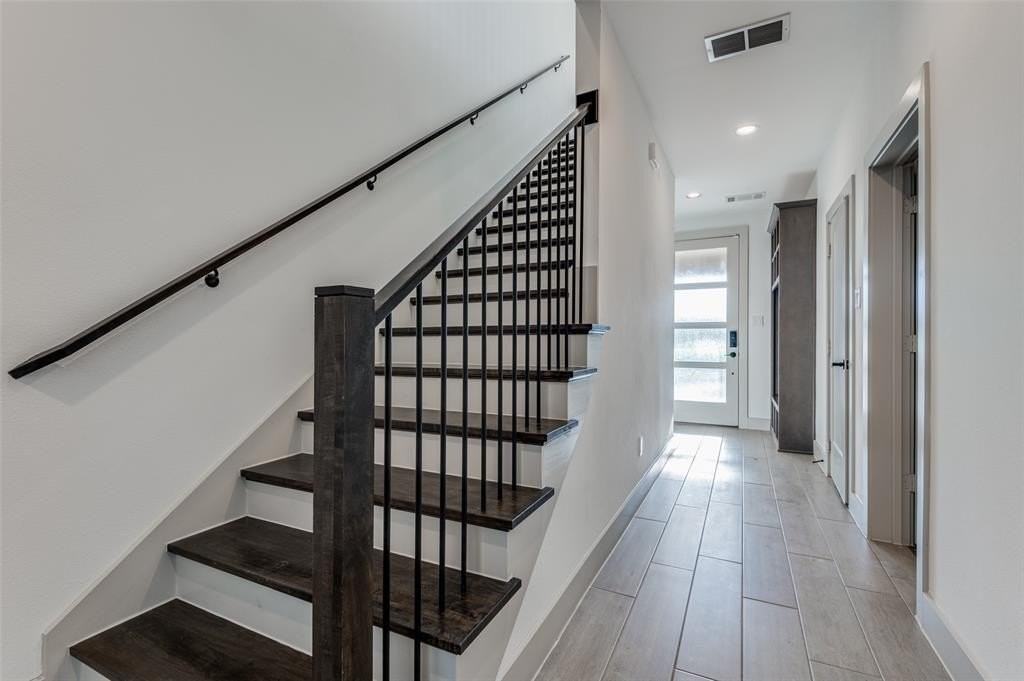 2609 La Altura Ln - Photo 5 of 35