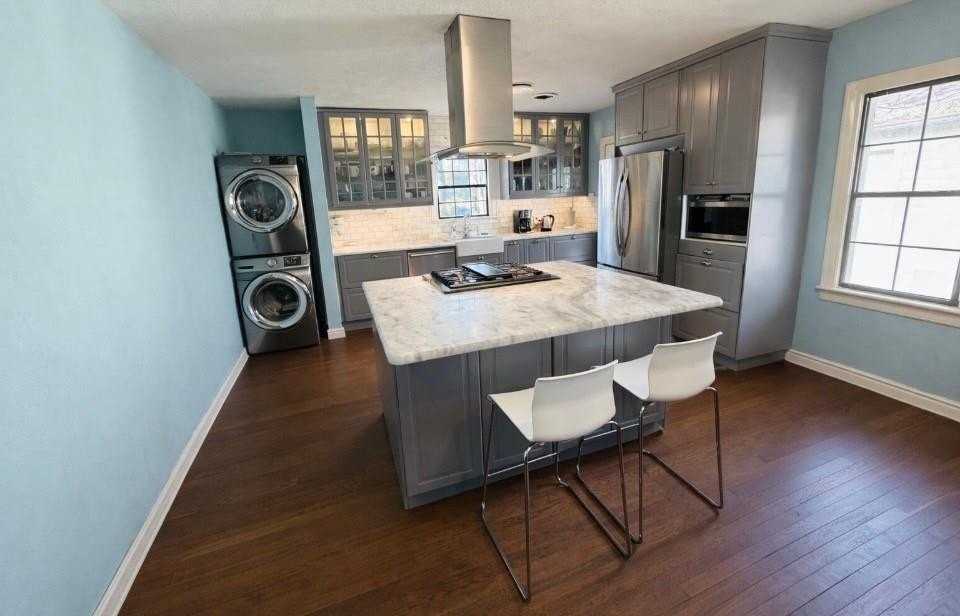 6403 Goliad Ave - Photo 2 of 7