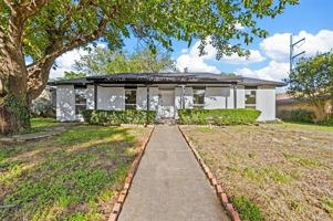 featured image of 11919 Bushmills Rd