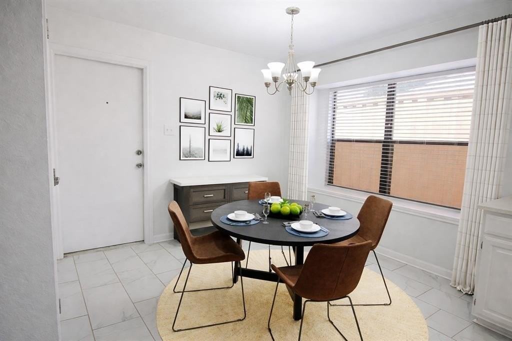 2035 Lansdown Dr - Photo 5 of 14