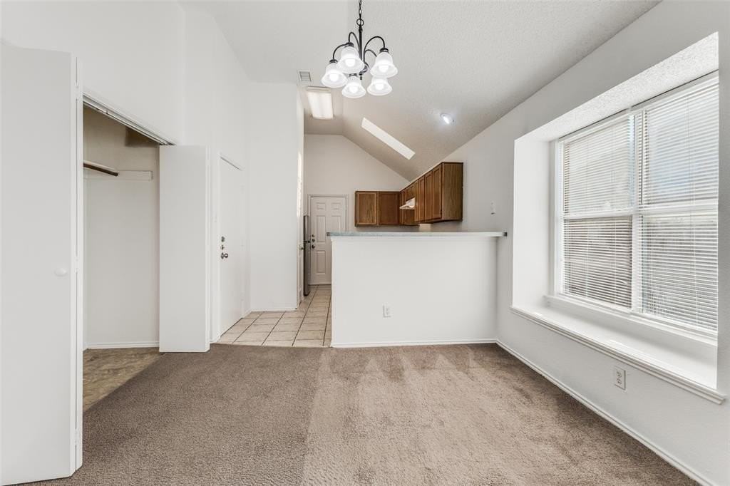 920 Mossberg Ln - Photo 7 of 26